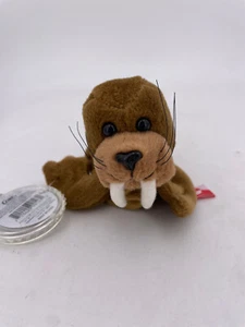 Coca Cola International Beanies -Greenland - Waller the Walrus - Series 4 #CC016 - Picture 1 of 2