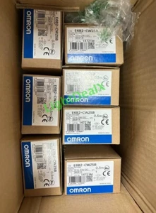 Inkrementeller Drehgeber Omron E6B2-CWZ5B 360P/R im Karton 1 STCK. Neu Brand - Bild 1 von 1