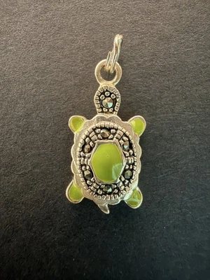 Collar Colgante Plata de Ley 925 Tortuga Marina Esmalte Verde Marcasita 3D Dije Foto 1 de 4
