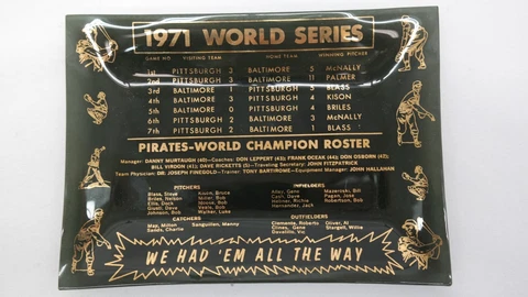 Vintage 1971 Pittsburgh Pirates World Series Champion Roster Glass Tray Dish Cover