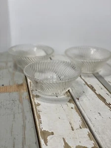 Juego De Colección De (3) Cuencos De Postre De Vidrio Transparente Vidrio Depresión MCM - Imagen 1 de 8
