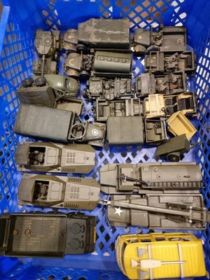 Lot SOLIDO / VEREM   Militaire , (1/43 - 1/50 ) . - Photo 1/4