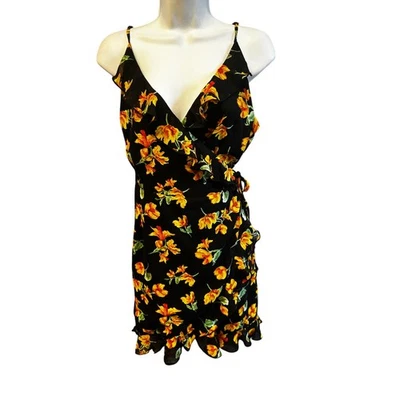 Mini Vestido Topshop Nuevo sin Etiquetas Floral Envolvente con Tirantes en Negro Multi Talla 12 Volantes Boho Foto 1 de 4