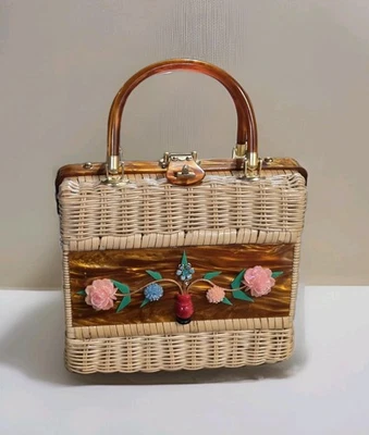 RARO Monedero de Mimbre Años 60 Princesa Encantadora Flores Lucite Foto 1 de 4