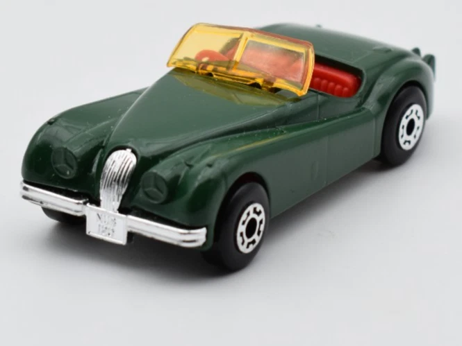 Matchbox Superfast Jaguar XK 120 Cabriolet verde. Made in Macao - Immagine 1 di 4