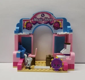 Shopkins Kinstructions Music Shop - Near Complete Set with Instructions - Picture 1 of 8