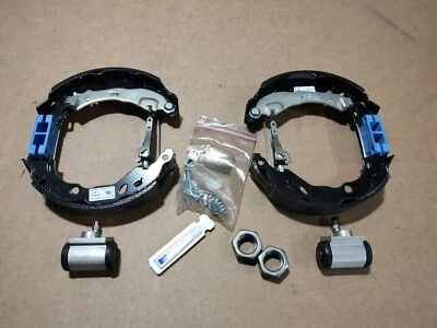 Brake shoe set Peugeot 424227 03052085203 698520 K 1007 75 - Image 1 of 4