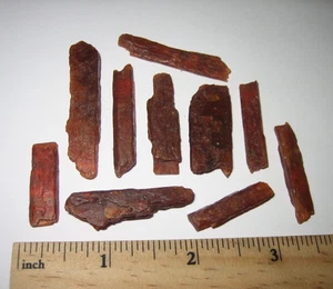 10 PICCOLI CRISTALLI DI CIANITE ARANCIONE GREZZI NATURALI 1"- 1,7" TANZANIA ~ 39,9 grammi *1 - Foto 1 di 12