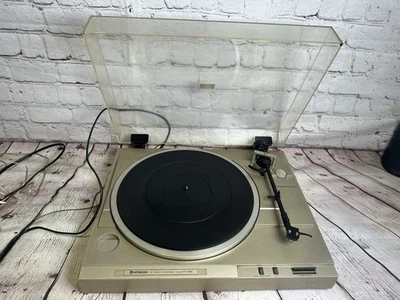 Hitachi HT-20S DC Servo, Semi-Auto, Belt Drive Plattenspieler funktionstüchtig. Ohne Nadel - Bild 1 von 4