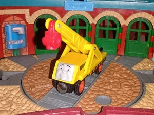 2003 THOMAS & FRIENDS WOODEN RAILWAY YELLOW KEVIN CRANE CAR ENGINE VGC - Picture 1 of 11