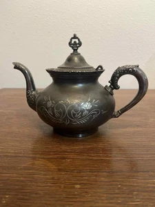 Antique Barbour Quadruple Plate Teapot #468 Victorian Silverplate Floral Engrave - Picture 1 of 5