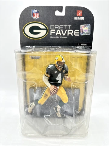 Brett Farve.  NFL, GB Packer QB 2008 Action Figure.  McFarlanes Sportspicks New Cover