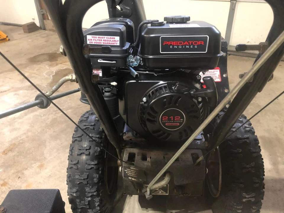 Predator 6.5 HP 212cc OHV Horizontal Shaft Gas Engine EPA - Image 1 of 1