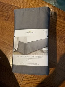 Bedskirt twin threshold grey wrinkle resistant 15 inch drop - Picture 1 of 2