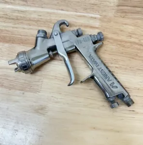 Pistola pulverizadora de alimentación por gravedad HVLP ANEST IWATA LPH400-LV4 Extreme Series 400LV 1,5 C - Imagen 1 de 11