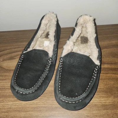 Auténtica Zapatilla Mocasín UGG Ansley Para Hombre Talla 10 Ancho Medio en Azul Marino Foto 1 de 4