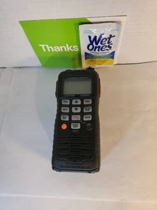 Standard Horizon Radio VHF HX850S ricetrasmettitore marino galleggiante con GPS. Senza caricatore - Foto 1 di 8