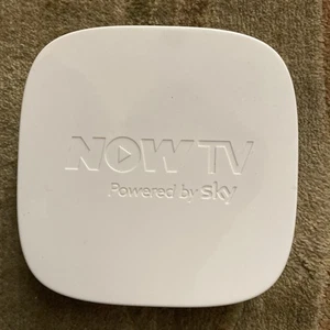 Now TV Box 2400SK HDMI Streaming Box with PSU (made by Roku) - Picture 1 of 5