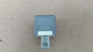 LEXUS TOYOTA DENSO RELAY OEM 90987-02025 - Picture 1 of 3
