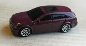 Matchbox 2010 Cadillac CTS Wagon violettmetallic MBX Mattel Auto Car PKW ´10 - Picture 1 of 4