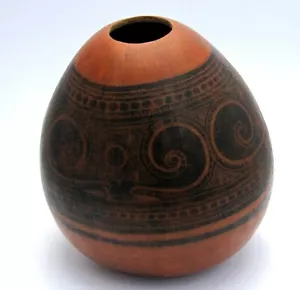 Fine Rare Trobriand Island Gourd Lime Container Pacific Island Ethnographic - Picture 1 of 9