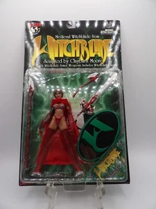 Figura de acción vintage Mideval Witchblde roja esculpida por Clayburn Moore - Imagen 1 de 9