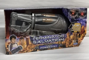 Juguete Terminator Salvation Deluxe T-600 Power Fist - Nuevo en Caja - Imagen 1 de 8
