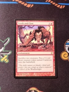 EXACT CARD PICTURED Tooth And Claw C13 0127 MTG Commander 2013 Eng Non-F - Picture 1 of 2
