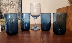 Vintage Libbey Misty Blue Swirl Footed Wine Glass & 4 Blue Swirl Tumblers - Picture 1 of 8