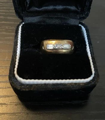 Anel de ouro 14K com 3 baguetes de diamante - Imagem 1 de 2