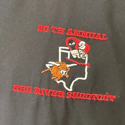 Jaqueta Pulôver SOONERS 20º Anual Red River Shootout Ashworth XXL - Imagem 1 de 4