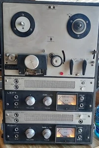 Vintage Akai M8 M-8 Reel To Reel Powers On, Lights Up But Doesn't Play -AS-IS- - Picture 1 of 5