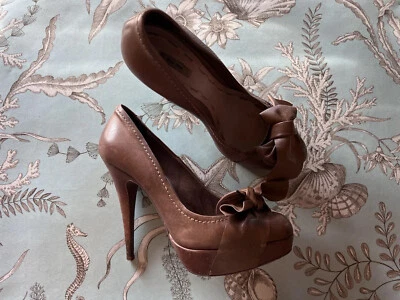 Miu Miu Platform High Heels Brown Leather Sz 37 - Image 1 of 4