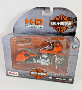 Maisto HD Custom 2022 CVO Harley Davidson Road Glide Series 44 Die Cast 1:18 - Picture 1 of 5