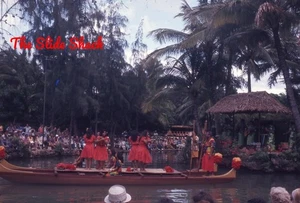 Waikiki Hawaii traditionelles Kanu Boot Tänzer 1975 Ektachrome 35mm Dia - Bild 1 von 1