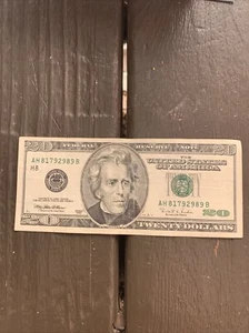 1996 $20 Twenty Dollar Vintage Federal Reserve Note Serial # AH81792989B - Picture 1 of 8