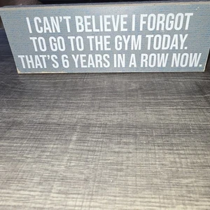 No puedo creer que me olvidé de ir al gimnasio hoy eso es 6 años seguidos ahora - Imagen 1 de 2