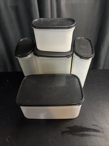 Tupperware Modular Mates 5-teiliges Set Vorratsbehälter transparent mit schwarzen Deckeln - Bild 1 von 14
