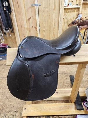 17" Derby Originals English All Purpose Saddle Used Condition Medium Tree - Image 1 of 4