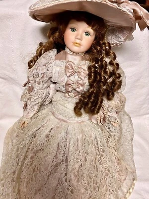 Vintage Seymour Mann Connoisseur Doll In Hat & Pearls 22” Very Beautiful & Rare - Image 1 of 4