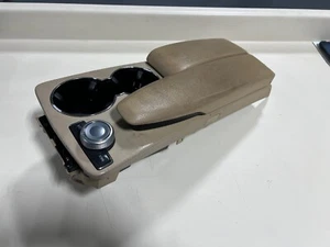 08-14 Mercedes Clase C300 Consola Central Portavasos Conjunto Reposabrazos OEM - Imagen 1 de 4