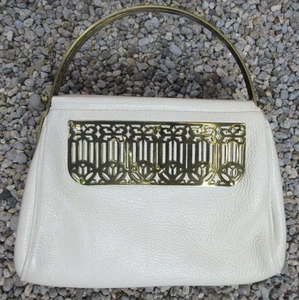 VINTAGE COLLECTIBLE ROGER VAN S WHITE LEATHER SOLID BRASS HANDLE SATCHEL HANDBAG - Picture 1 of 11
