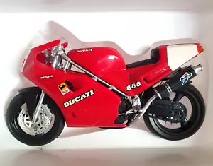 Ducati 888 Racing 1992 escala 1:9 por Protar Mythic Byke Collection # 10230 - Imagen 1 de 6
