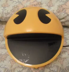 PAC MAN LAMP WITH REMOTE HAS 12 SOUNDS - Picture 1 of 6