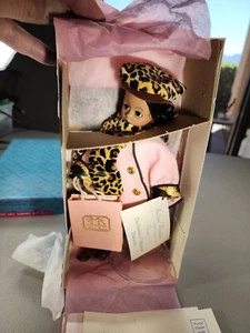 Bambola Cisette Madame Alexander collezione moda classica platino, leopardo e borsa - Foto 1 di 5