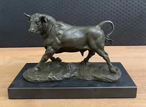 Figura de bronce toro 21 cm escultura bula figura estilo antiguo estatua animal bronce - Imagen 1 de 7