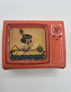 Vintage pencil sharpener, TV, moving picture, 1960's, No.583, little Indian - Picture 1 of 7