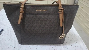 Michael Kors Women's Shoulder Bag - Brown - Picture 1 of 4