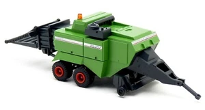 Wiking 0396 03 - Traktor Anhänger Fendt 1270 S Ballenpresse Modell  1:87 H0 - Bild 1 von 3