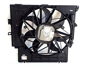 2011-2018 BMW X3 X4 (F25 F26) 2.0L TURBO N20 ENGINE RADIATOR COOLING FAN SHROUD - Picture 1 of 6